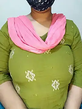 Snapshot of Nilanjona-Ray chatting on January 12, 2026, 5:45 am Nilanjona-Ray online show from January 12, 2026, 5:45 am