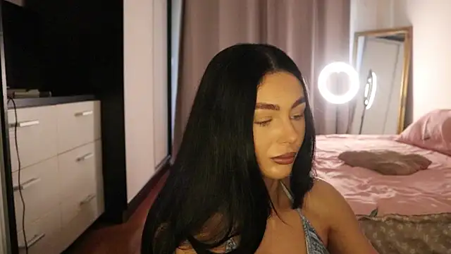 IvyKaelani online show from April 3, 2026, 11:52 am