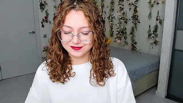 SereneFlame online show from October 14, 2025, 4:08 pm