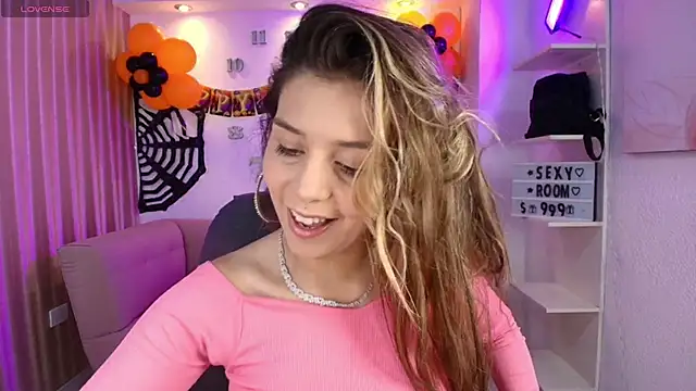 1Sloppy Fox4 online show from October 23, 2025, 8:51 pm