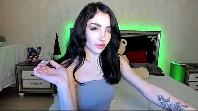 NancyLovee  online show from February 15, 2025, 1:21 am