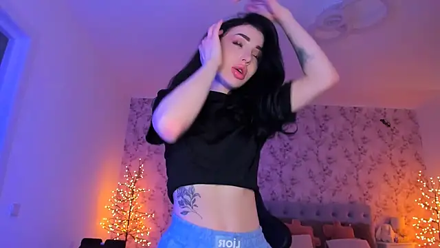 NancyLovee  online show from March 30, 2026, 2:40 pm