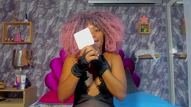 EMMAPARISS online show from March 30, 2026, 12:06 pm