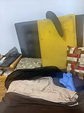 gloria7v05 online show from March 31, 2026, 5:13 pm