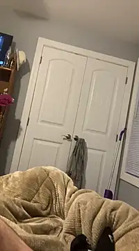 Snapshot of masterjerseyjoe chatting on December 31, 2024, 12:04 pm masterjerseyjoe online show from December 31, 2024, 12:04 pm