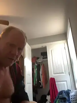 Snapshot of masterjerseyjoe chatting on January 10, 2025, 2:55 pm masterjerseyjoe online show from January 10, 2025, 2:55 pm