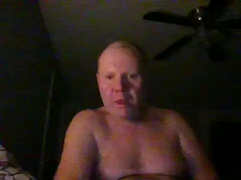 Snapshot of masterjerseyjoe chatting on February 6, 2025, 9:32 am masterjerseyjoe online show from February 6, 2025, 9:32 am