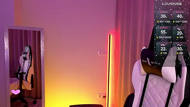 lady curls online show from January 14, 2025, 9:51 pm