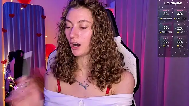 lady curls online show from February 15, 2025, 2:26 am