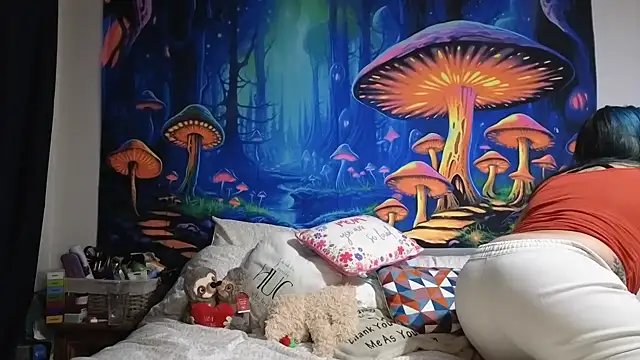 tattoomilf86 online show from February 19, 2025, 7:38 pm