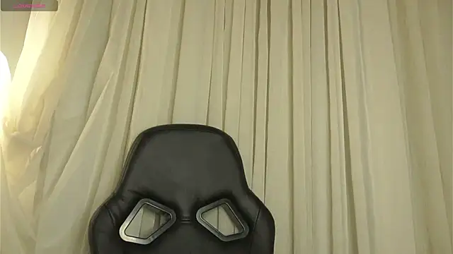 Snapshot of vance_rulez chatting on January 18, 2026, 6:12 pm vance rulez online show from January 18, 2026, 6:12 pm