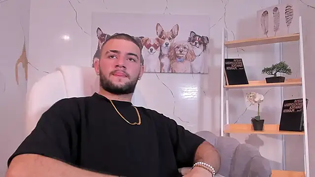 MaximusDick1  online show from October 29, 2025, 4:26 am