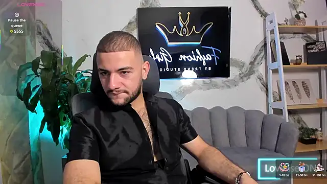 MaximusDick1  online show from January 17, 2026, 5:45 am