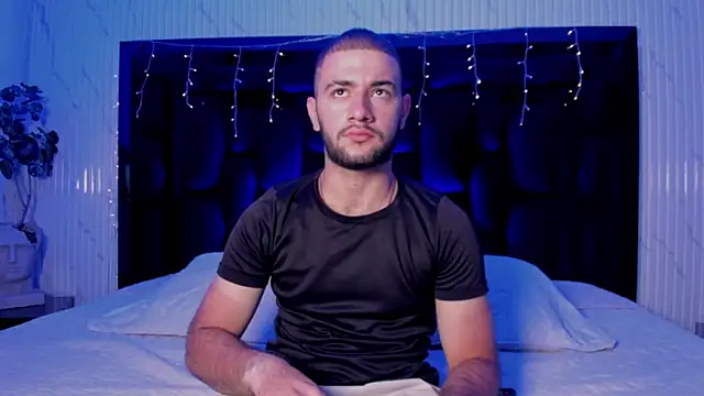 MaximusDick1  online show from March 31, 2026, 12:05 pm