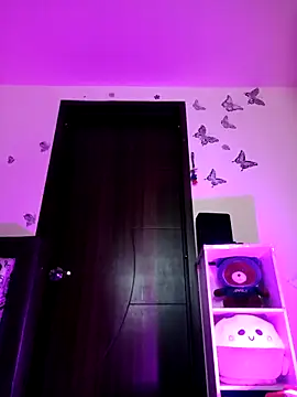 Sofia-Cam online show from March 10, 2026, 6:13 pm