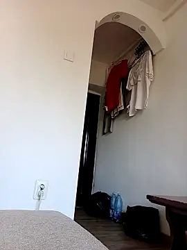 Virgin Pussy Love online show from September 10, 2025, 12:05 pm