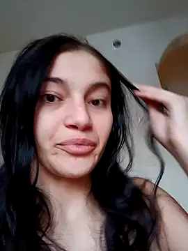 Snapshot of Virgin_Pussy_Love chatting on January 19, 2026, 2:54 pm Virgin Pussy Love online show from January 19, 2026, 2:54 pm