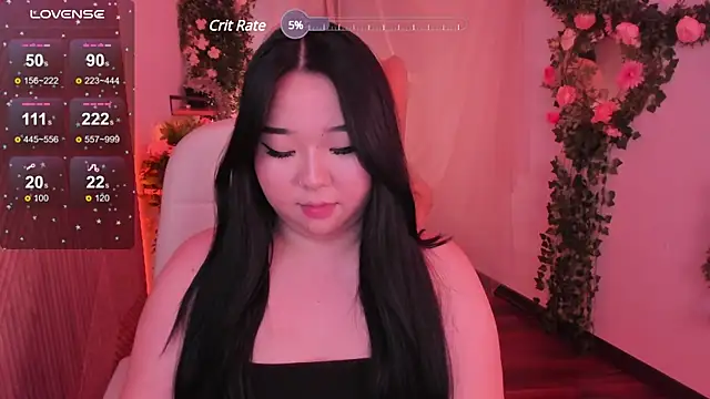 Snapshot of mei_honey_ chatting on December 5, 2024, 12:11 pm mei honey  online show from December 5, 2024, 12:11 pm