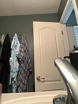 Ectorius online show from April 1, 2026, 3:53 pm