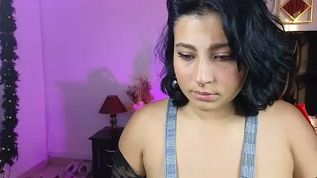 Pauilina online show from January 14, 2025, 9:20 pm