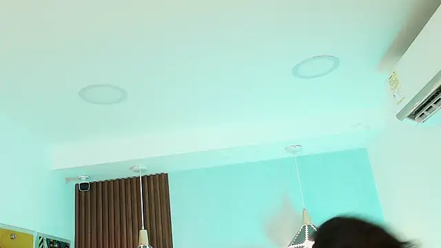 Dalila Sky online show from October 8, 2025, 6:05 pm