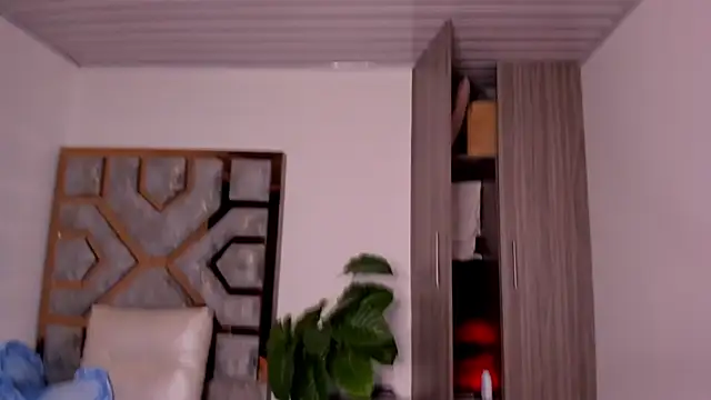 BRITHANY SPARK online show from January 31, 2025, 1:54 am