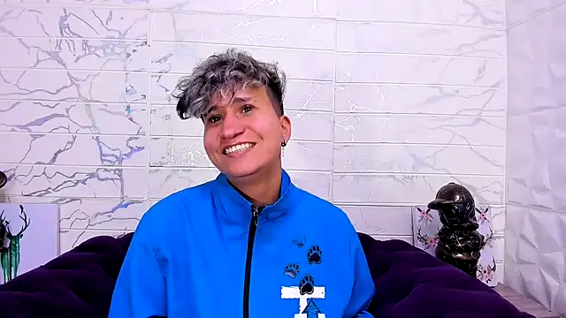 Im Milan Rs online show from February 15, 2025, 9:27 am