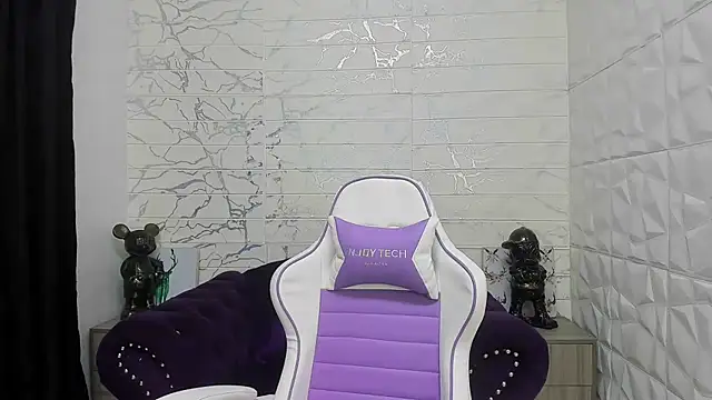 Im Milan Rs online show from February 18, 2025, 12:15 am