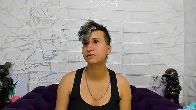 Im Milan Rs online show from February 18, 2025, 6:37 am