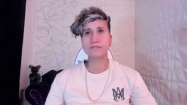 Im Milan Rs online show from March 9, 2025, 9:24 am