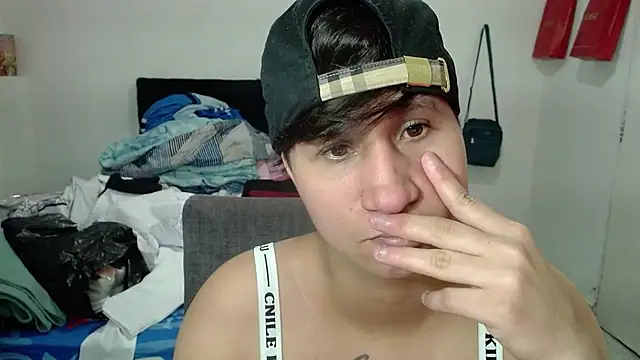 Im Milan Rs online show from December 18, 2025, 8:15 pm