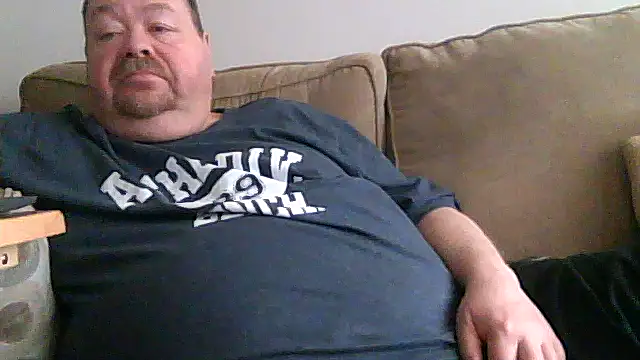 hitman 35 online show from April 11, 2026, 5:06 pm