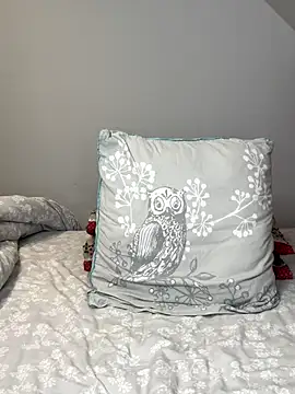 carlaaa online show from September 30, 2025, 8:14 pm