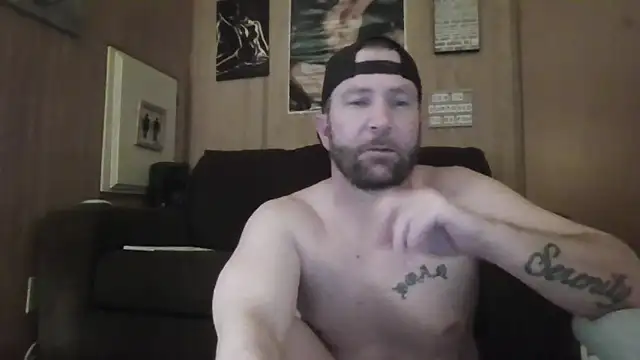 Snapshot of Edward_LongCock chatting on March 16, 2026, 5:13 am Edward LongCock online show from March 16, 2026, 5:13 am