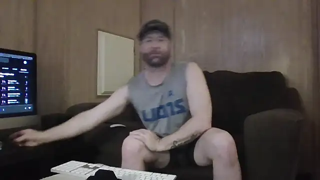 Snapshot of Edward_LongCock chatting on April 12, 2026, 4:50 am Edward LongCock online show from April 12, 2026, 4:50 am