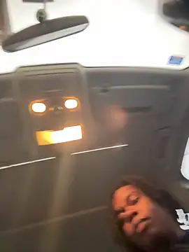 Snapshot of tokenkingtn chatting on March 17, 2025, 11:00 pm tokenkingtn online show from March 17, 2025, 11:00 pm