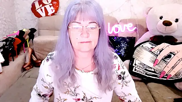 SiberiabBerry online show from May 13, 2026, 11:55 pm