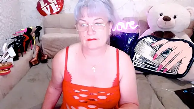 SiberiabBerry online show from May 18, 2026, 4:07 am