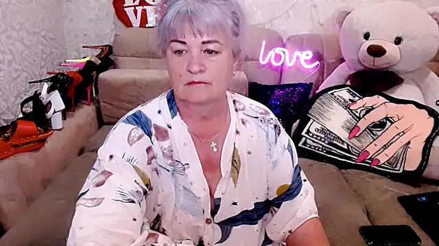 SiberiabBerry online show from May 25, 2026, 2:28 am