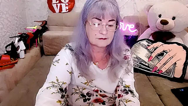 SiberiabBerry online show from May 26, 2026, 8:38 pm