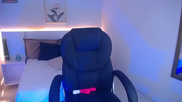 violeta leon online show from December 14, 2024, 9:40 am