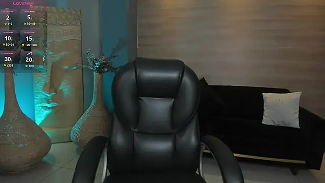 ValeriaRoldanX online show from February 11, 2026, 11:48 am