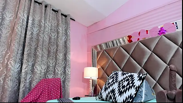 giselle ocampo online show from April 10, 2026, 2:33 pm