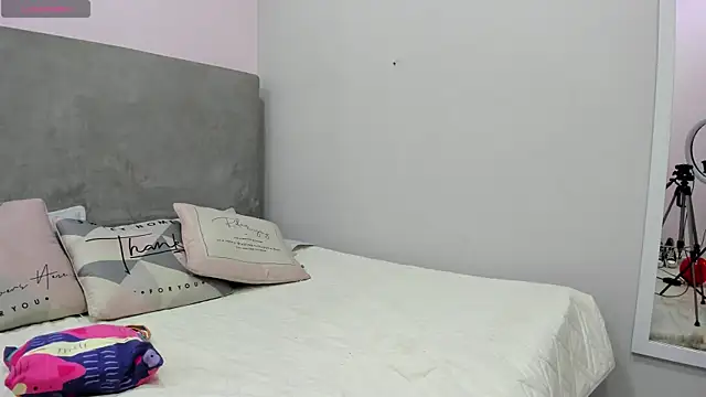 KIMAPRIL online show from February 23, 2026, 8:50 pm