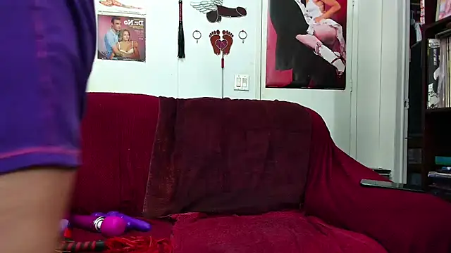 Snapshot of Alice_Love_69 chatting on February 10, 2026, 3:54 am Alice Love 69 online show from February 10, 2026, 3:54 am