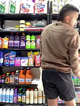 JuanZapata33 online show from December 28, 2024, 5:57 pm