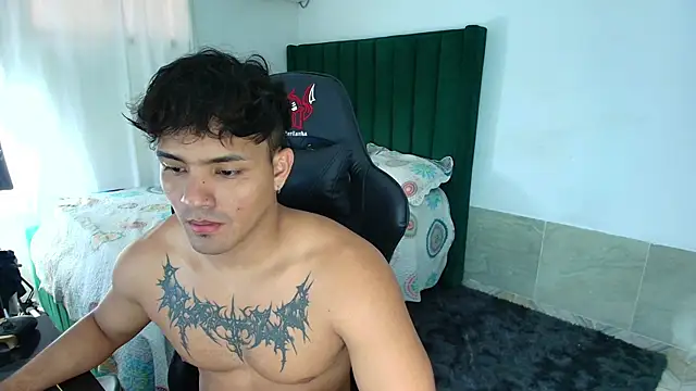 man dur07 online show from March 13, 2026, 9:21 pm