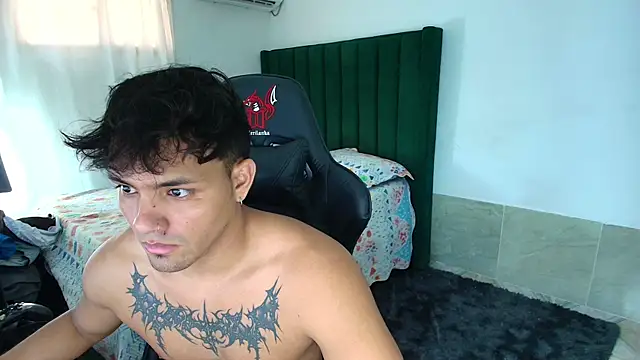 man dur07 online show from April 7, 2026, 7:47 pm