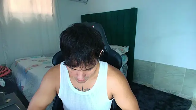 Snapshot of man_dur07 chatting on April 23, 2026, 8:00 pm man dur07 online show from April 23, 2026, 8:00 pm