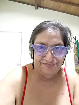 florecita69 online show from October 16, 2025, 2:34 am